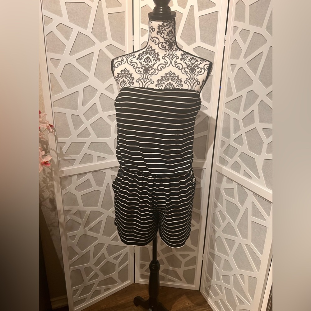 White House Black Market Romper